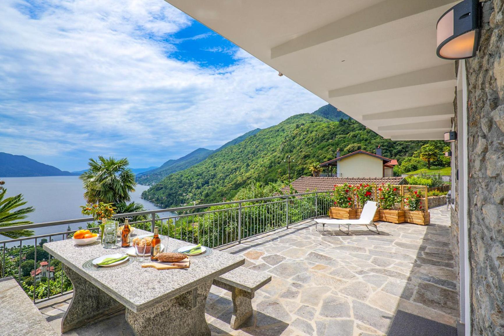 Piancalodge Cannero Riviera Room photo